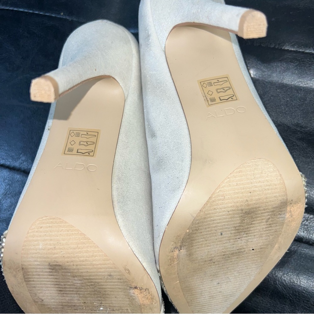 ALDO 7.5 Rhinestone heels - Picture 2 of 2